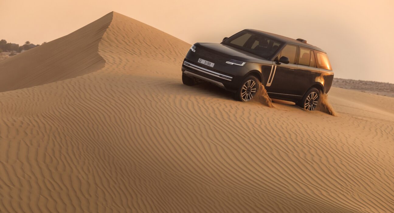 Range Rover Electric 2