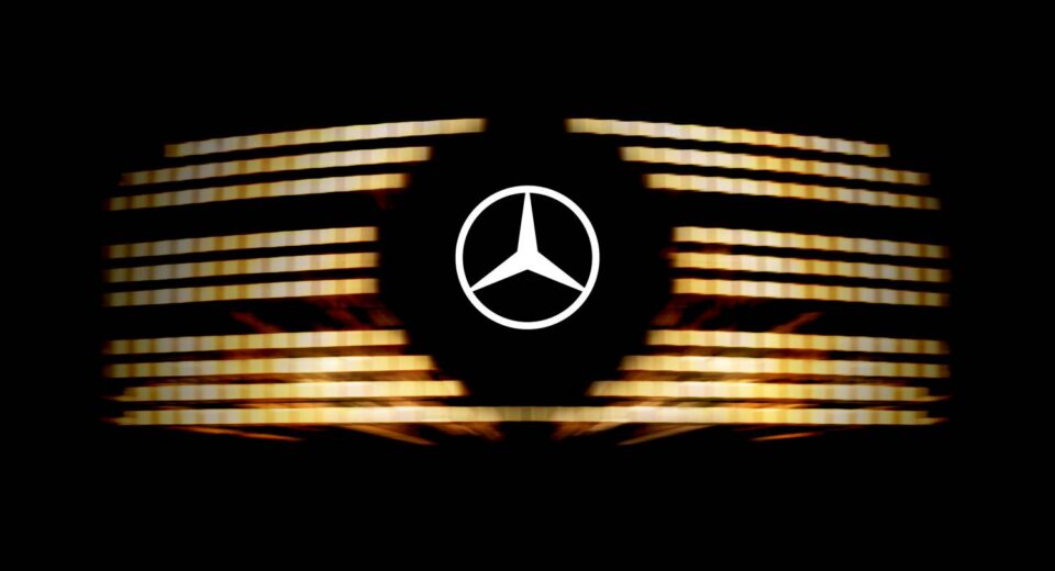 Mercedez-Benz official site press 1600