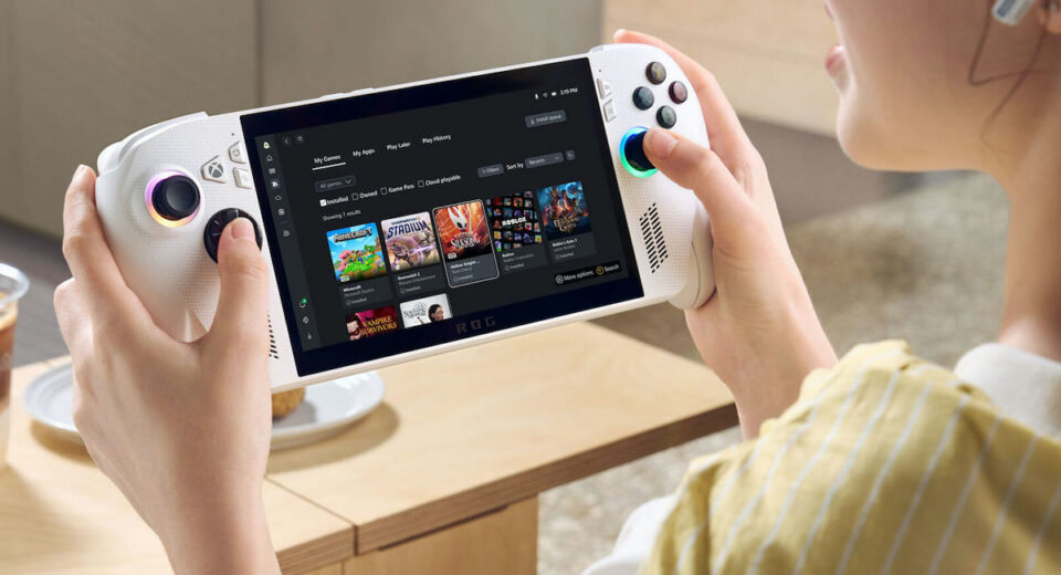 ROG-Xbox-Ally-Lifestyle-3